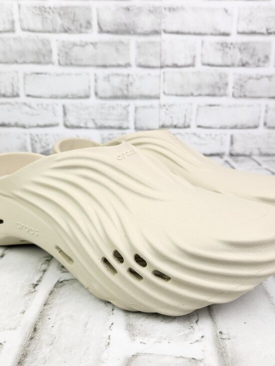 Crocs Echo Wave Clogs Men\'s Sz 11 Almond Tint Slip On Lightweight Slipper Shoes main image 10